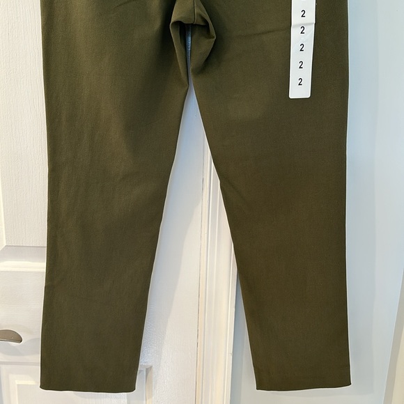 NWT BANANA REPUBLIC SLIM STRAGHT CROPPED PANTS in OLIVE NIGHT (3N4) Color - Picture 6 of 9